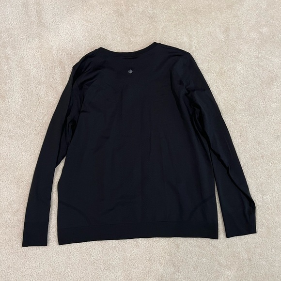 Lululemon Swiftly Tech Loose Fit Shirt - Picture 2 of 3